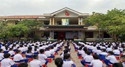 Hội đồng đội huyện Triệu Phong tổ chức Ngày hội “Em làm Kế hoạch nhỏ” năm học 2020 - 2021 với Chủ đề “Đổi giấy lấy dụng cụ học tập”.