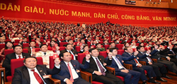 Đảng viên phải gương mẫu, đi đầu chấp hành pháp luật