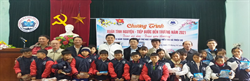 Triệu Phong: Tổ chức chương trình Xuân tình nguyện - Tiếp bước đến trường năm 2021 với chủ đề “Trao áo ấm - Trao yêu thương”