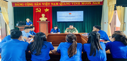 Triệu Phong: Sinh hoạt Câu lạc bộ lý luận trẻ quý IV năm 2023