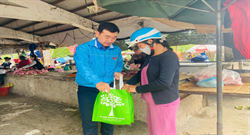 Ra mắt mô hình “Chợ dân sinh giảm thiểu rác thải nhựa”. 