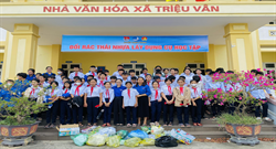 Triệu Phong: Ra mắt mô hình “Đổi rác thải nhựa lấy dụng cụ học tập”