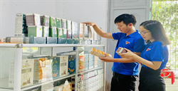Ban Thường vụ Huyện Đoàn Triệu Phong hỗ trợ mô hình đoàn viên thực hiện Sản phẩm OCOP 